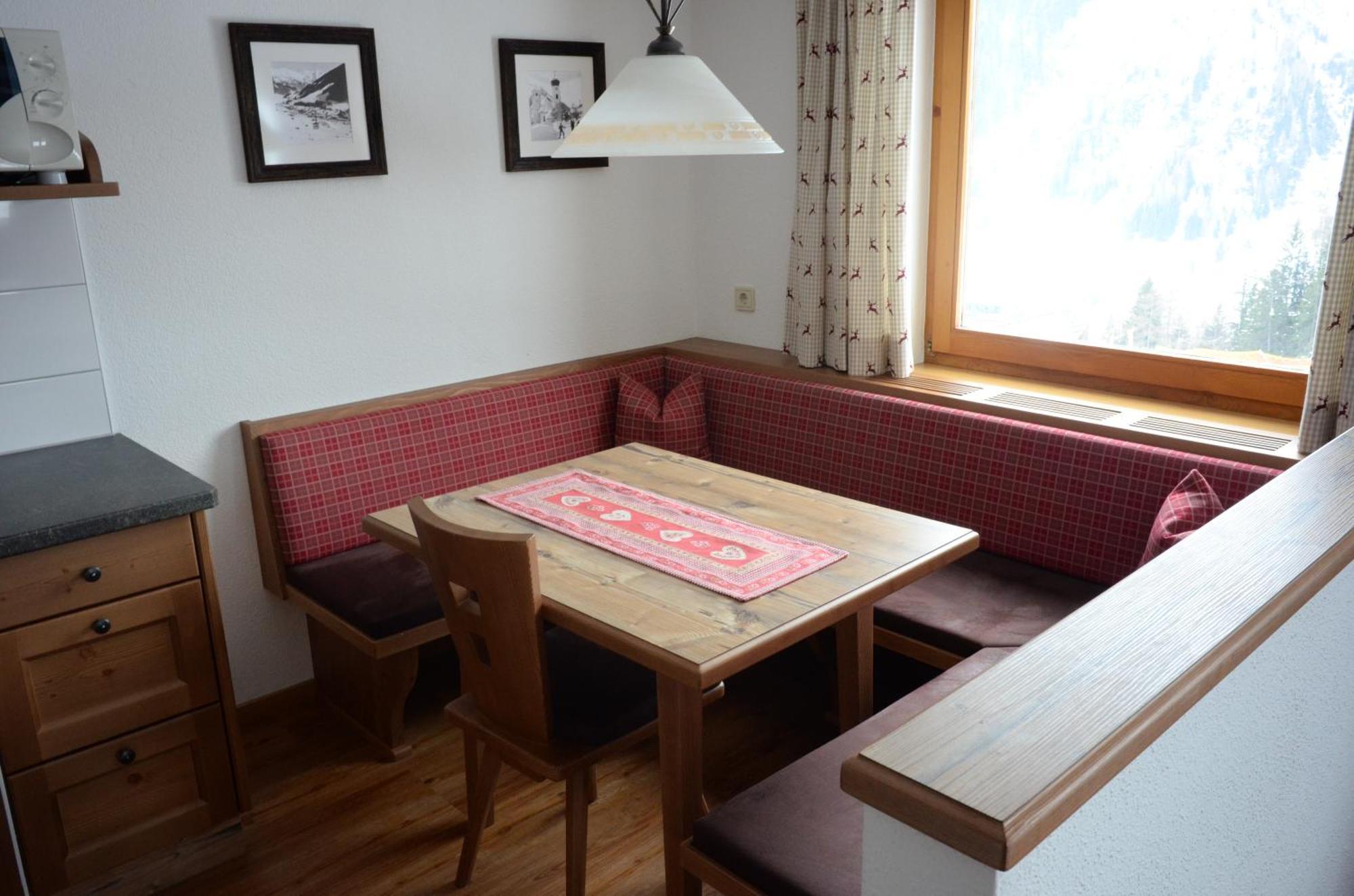 Appartements Tschol Martin Sankt Anton am Arlberg Quarto foto